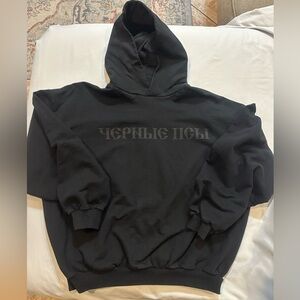 Yeezy Gosha Vultures 2  Hoodie in Black 
Minimalist Streetwear Essential Unisex